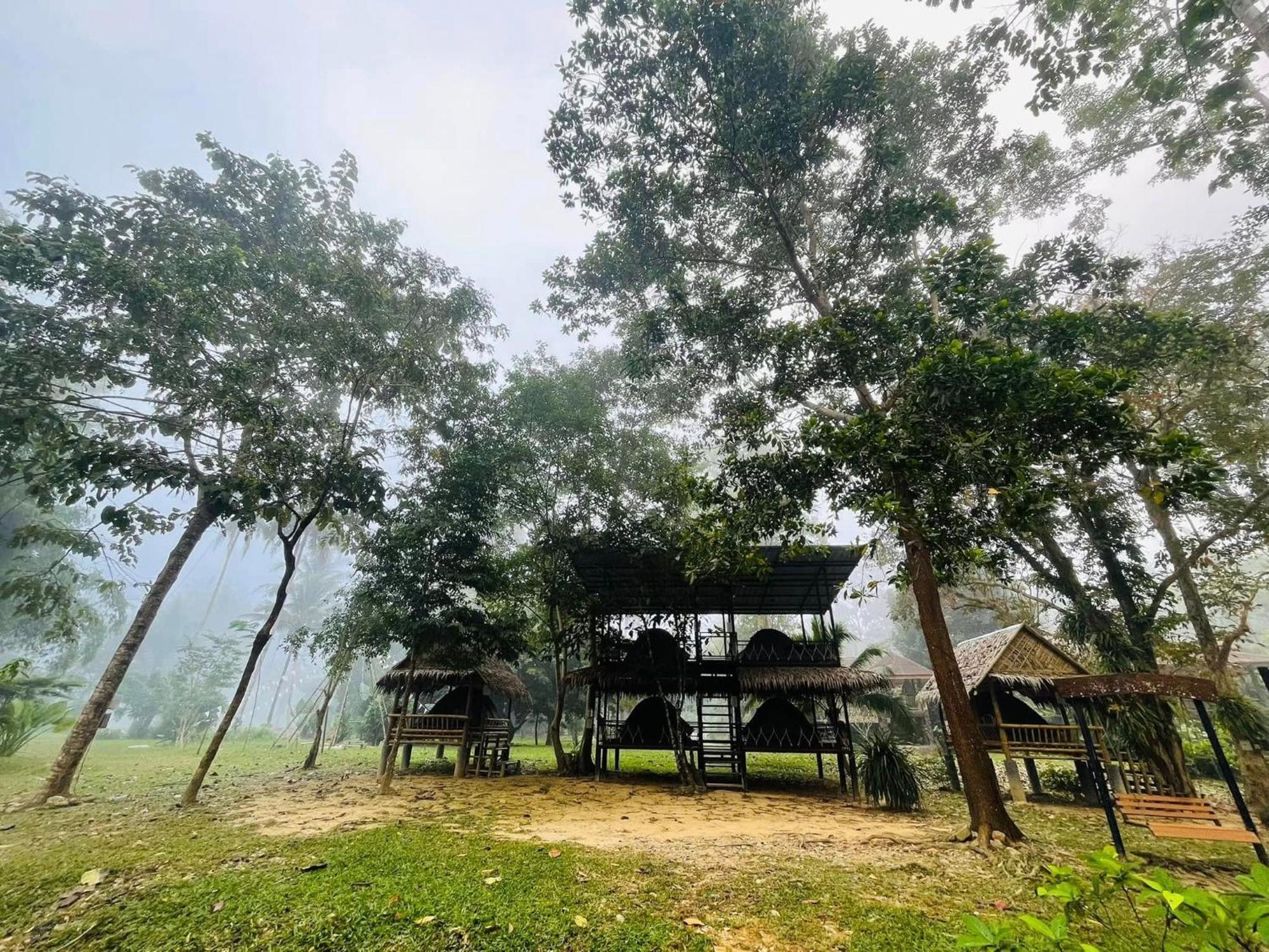 Khaosok Monkeys & River Camps Khao Sok National Park Экстерьер фото